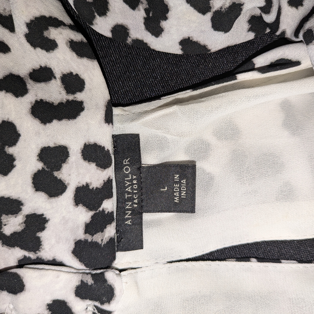 Ann Taylor Factory Black and White Sleeveless Halter Blouse - Picture 11 of 11